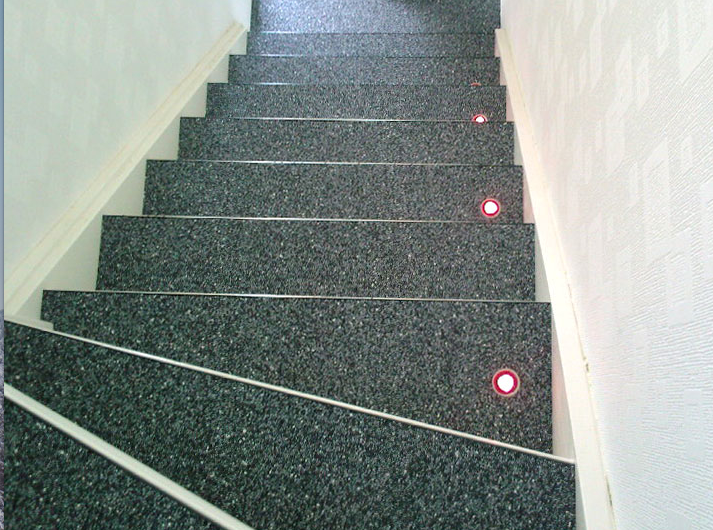 Unica vloerverlichting Eyeleds grindvloeren trap