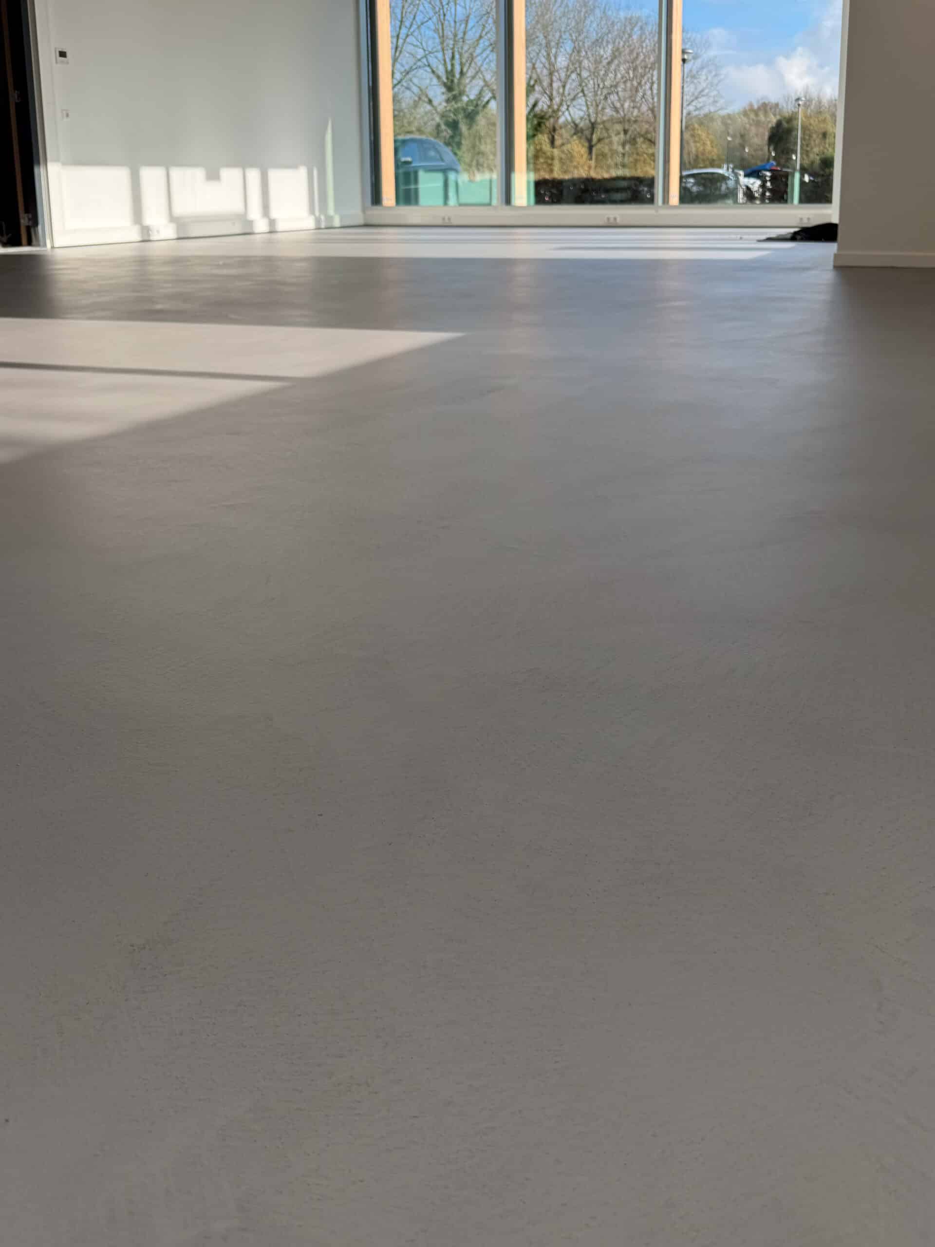 Unica Premium Leefbeton kantoor